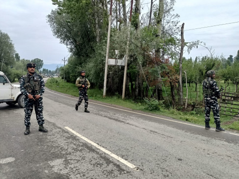कुपवाड़ा में सेना ने घुसपैठ की कोशिश को किया नाकाम, एक जवान शहीद