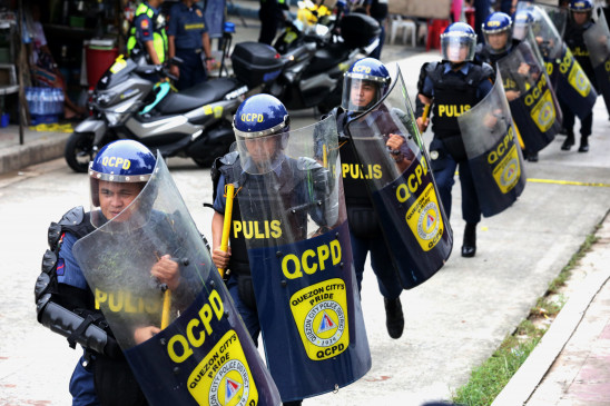 फिलीपींस : मनीला विवि में गोलीबारी, आरोपी की तलाश में जुटी पुलिस