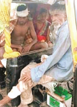 Armed robbery in Chitoda Shivar, three families living in the farm were beaten up and looted
