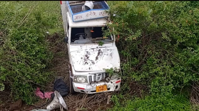 Councilor candidates campaign vehicle overturned, one dead, seven injured