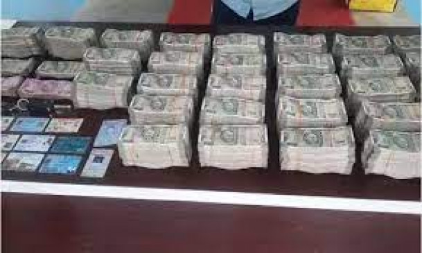Custodian of the bank absconded with cash of 12 crores, three arrested, 5 crores 80 lakhs recovered