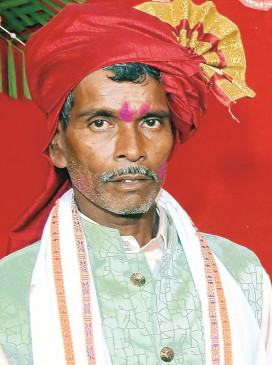 Farmer dies in bull attack, slammed by horns while being taken to field