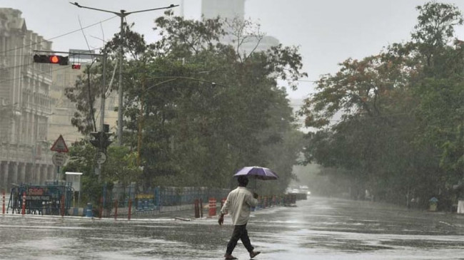 आने वाले पांच दिनों तक देश के कई हिस्सों में भारी बारिश का अलर्ट, अमरनाथ के बाद जम्मू के डोडा में फटा बादल, मध्यप्रदेश के महाराष्ट्र से सटे जिलों में हो सकती है तेज बारिश