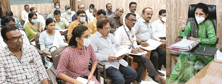 National flag hoisted at every house, Municipal Commissioner took stock meeting