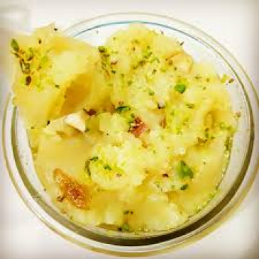 इस सावन के व्रत में बनाए आलू का हलवा