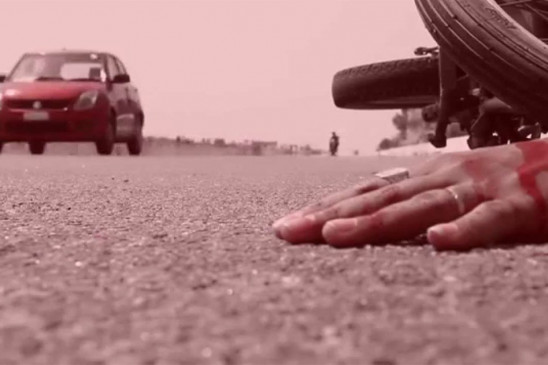 Road accident -  2 killed including retired officer