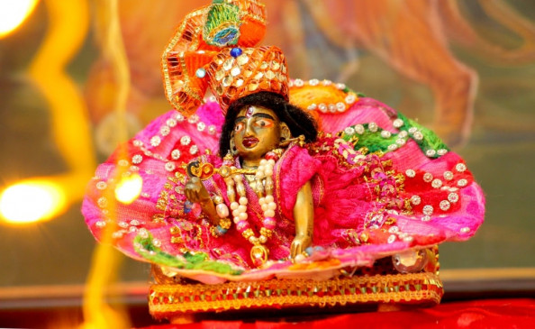 जन्माष्टमी पर बन रहा है दुलर्भ योग ,सुख-समृद्धि के लिए  करें ये उपाय
