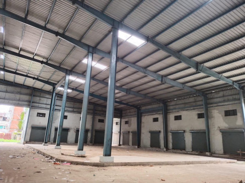 Vegetable market built at a cost of crores of rupees became a showpiece Vegetable market built at a cost of crores of rupees became a showpiece