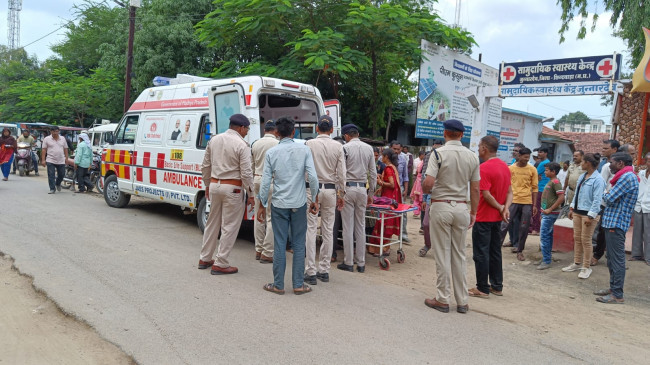लाठी से पीट-पीट कर की युवक की हत्या लाठी से पीट-पीट कर की युवक की हत्या