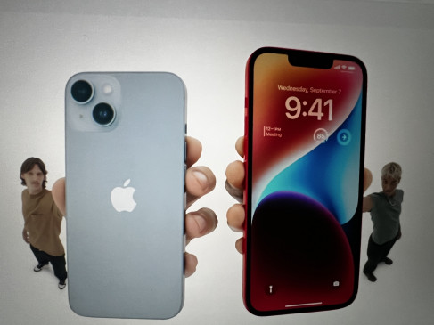 Apple fixes bug causing activation problems in iPhone 14 series Apple fixes bug causing activation problems in iPhone 14 series