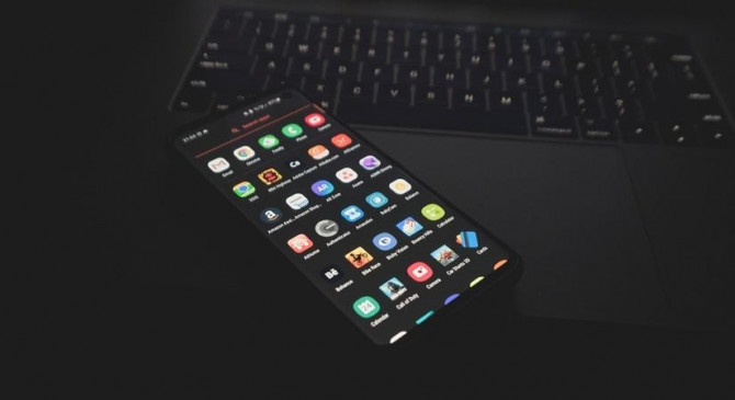 Large number of Android apps left without updates: Report Large number of Android apps left without updates: Report