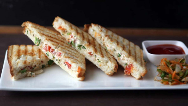 दही और आलू से तैयार करें स्वादिष्ट सैंडविच बच्चों को आएगा मजा