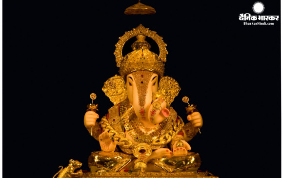 Public Ganeshotsav was started in the city in 1901