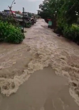 Rain havoc: Water entered 3 villages, 11 houses damaged Rain havoc: Water entered 3 villages, 11 houses damaged