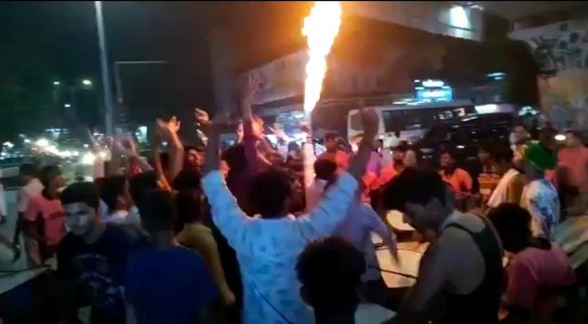 The feats being shown in the procession through HIT The feats being shown in the procession through HIT