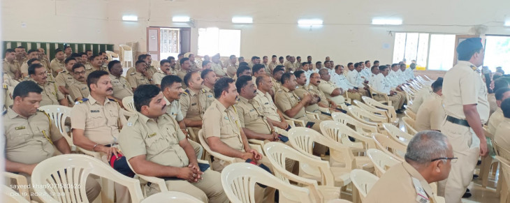 244 employees of Amravati City Police Headquarters moved here and there
