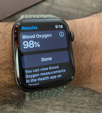 Apple Watch saved the life of a doctor who fell at home Apple Watch saved the life of a doctor who fell at home
