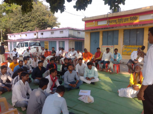 Bhai Dooj Milan ceremony celebrated in Kuantal, community building, Banauli