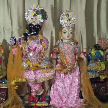 Chhappan Bhog offered in Radharaman temple