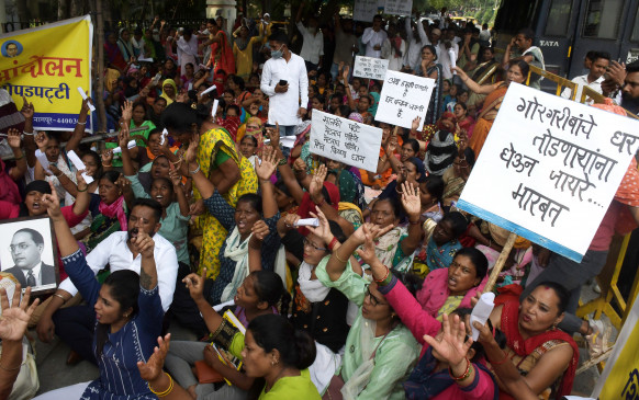 Front against removal of encroachment, accused of benefiting builders