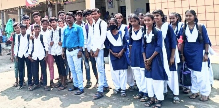 Students agitated in depot for ST bus