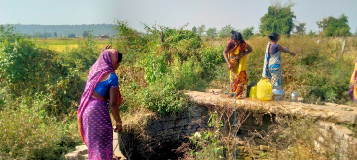 The motor was put in the bore of the hand pump, the water system of the school stalled for one and a half years The motor was put in the bore of the hand pump, the water system of the school stalled for one and a half years