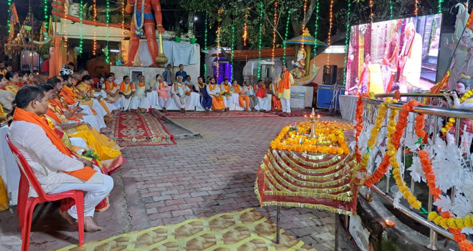 The procession after leaving Mohanram temple reached Virateshwari temple,
