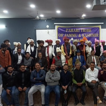 जम्मू-कश्मीर में पहाड़ी जनजाति ने केंद्र का आभार जताने के लिए धन्यवाद यात्रा निकाली
