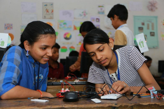 केरल के 2000 स्कूलों में रोबोट लैब स्थापित होंगी, 1.2 मिलियन छात्रों को होगा लाभ
