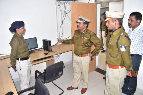 ADGP inspected civil line police station, gave instructions