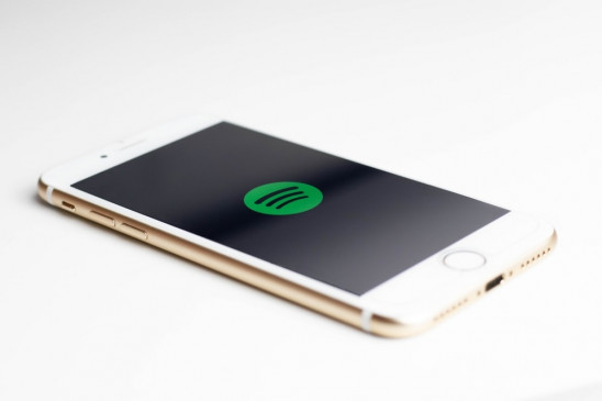 Spotify working on HealthKit integration for workout playlists Spotify working on HealthKit integration for workout playlists