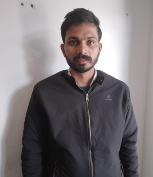 Bike rider arrested with loaded pistol, crime registered under Arms Act