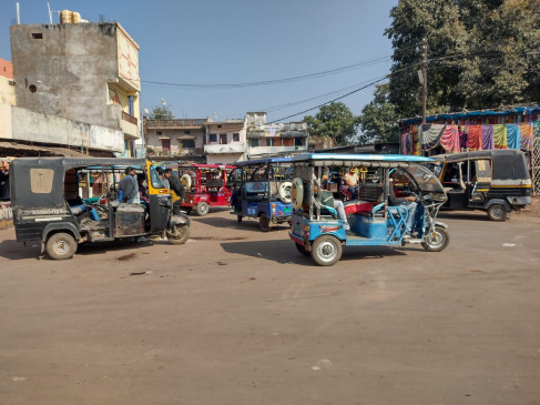 Chaos in the bus stand, gathering of auto rickshaws inside the campus