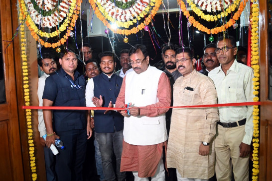 Social halls should become centers of thought and knowledge: Mungantiwar