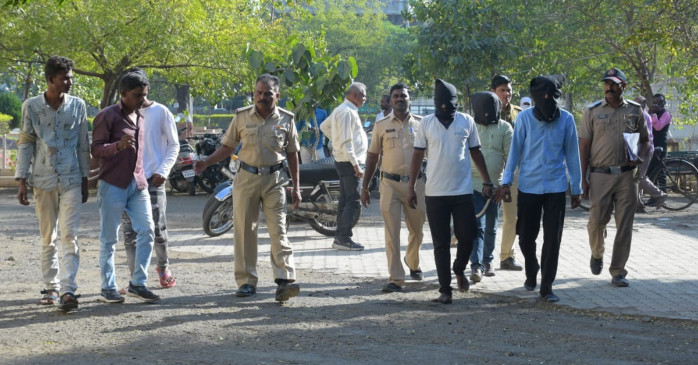 The police force attacked the accused