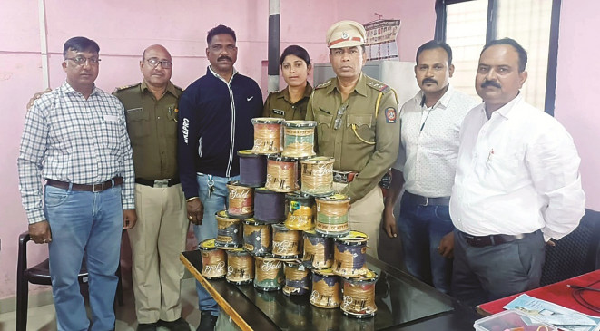 3 arrested for selling banned manja, a minor is also included in the accused
