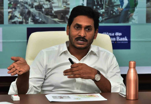 Andhra Pradesh CM shocked at stampede in Guntur