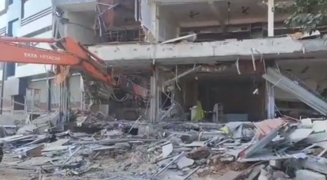 Rajasthan paper leak: Bulldozer broke the coaching center of the accused in Jaipur