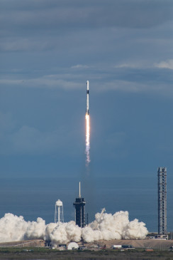 SpaceX ready to launch Internet satellite service Starlink in South Korea SpaceX ready to launch Internet satellite service Starlink in South Korea