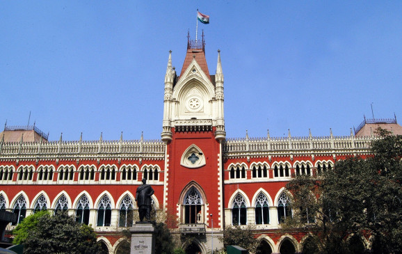 Calcutta High Court seeks ATR over derogatory poster at Justice Manthas residence
