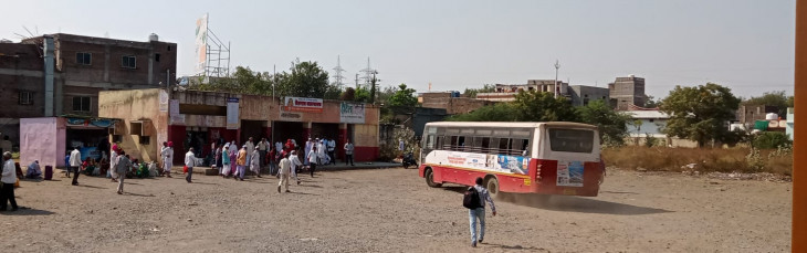 Bus stand is waiting for basic amenities, women face problems