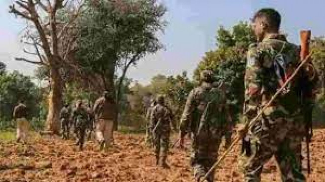 Encounter took place between police and Naxalites