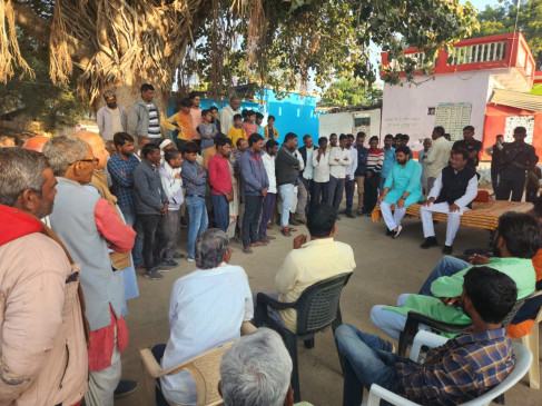 Former minister Mukesh Nayaks tour continues in the villages