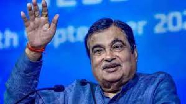 गडकरी ने कहा - डॉ. बोरकर ने विदर्भ का साहित्य जगत जीवंत किया