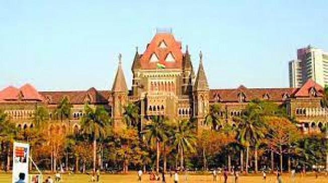 Strong reprimand to the government for the uncertainty related to allowing two wheeler bike taxis