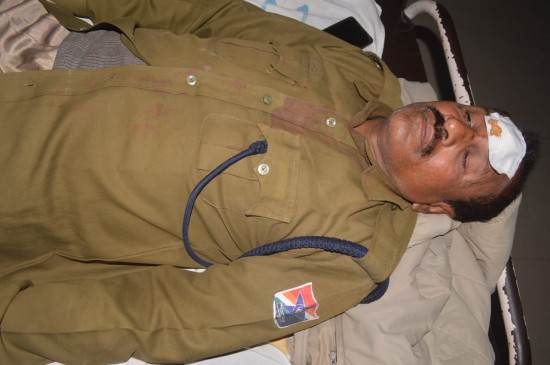 4 miscreants fatally attacked RPF constable at Majhgawan station 4 miscreants fatally attacked RPF constable at Majhgawan station