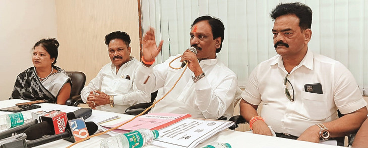 Claims of development of Gadchiroli district completely failed