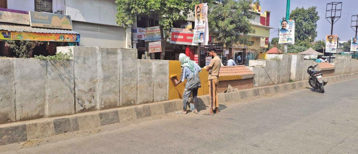 Exercise to brighten the city before the arrival of the leaders