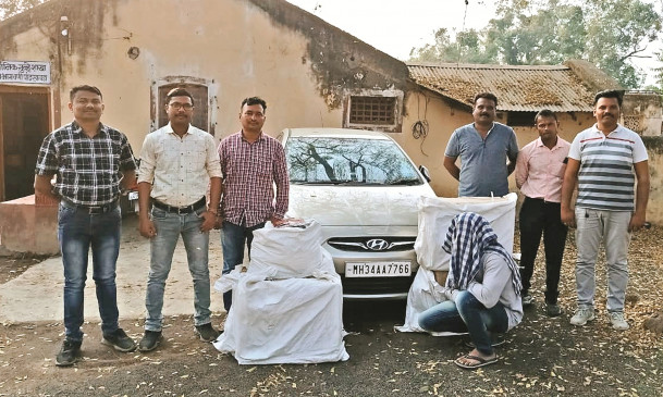 Goods worth lakhs seized including gutkha and car