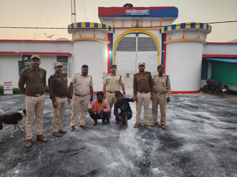 Illegal smuggling of liquor, two arrested Illegal smuggling of liquor, two arrested